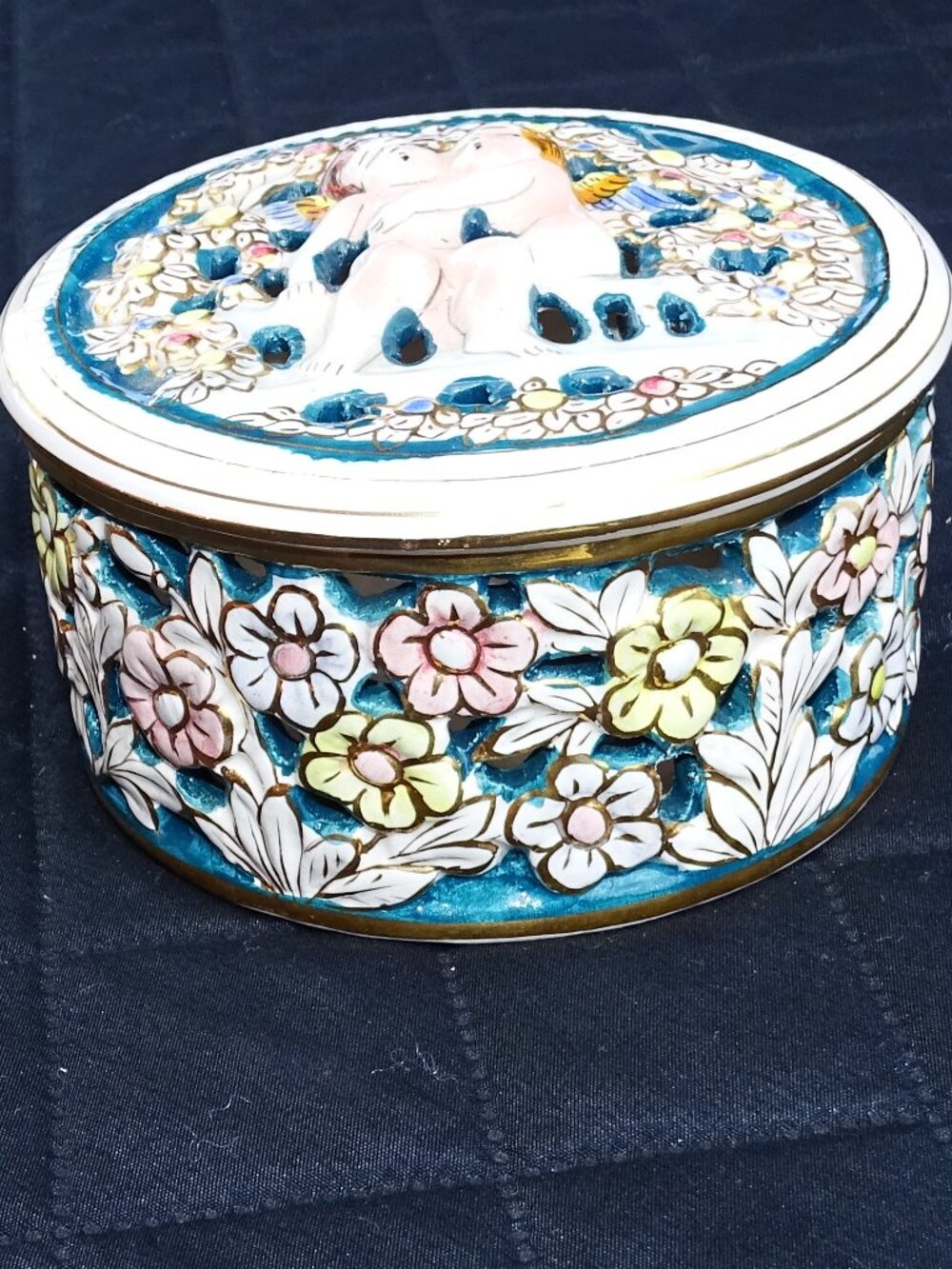 Capodimonte Covered Round Flowered Bowl with 2 Angels Numbered